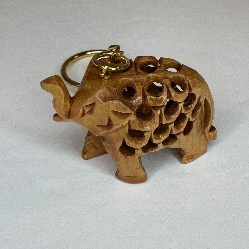 Hand Carved Wooden Elephant Good Luck Key‎ Chain